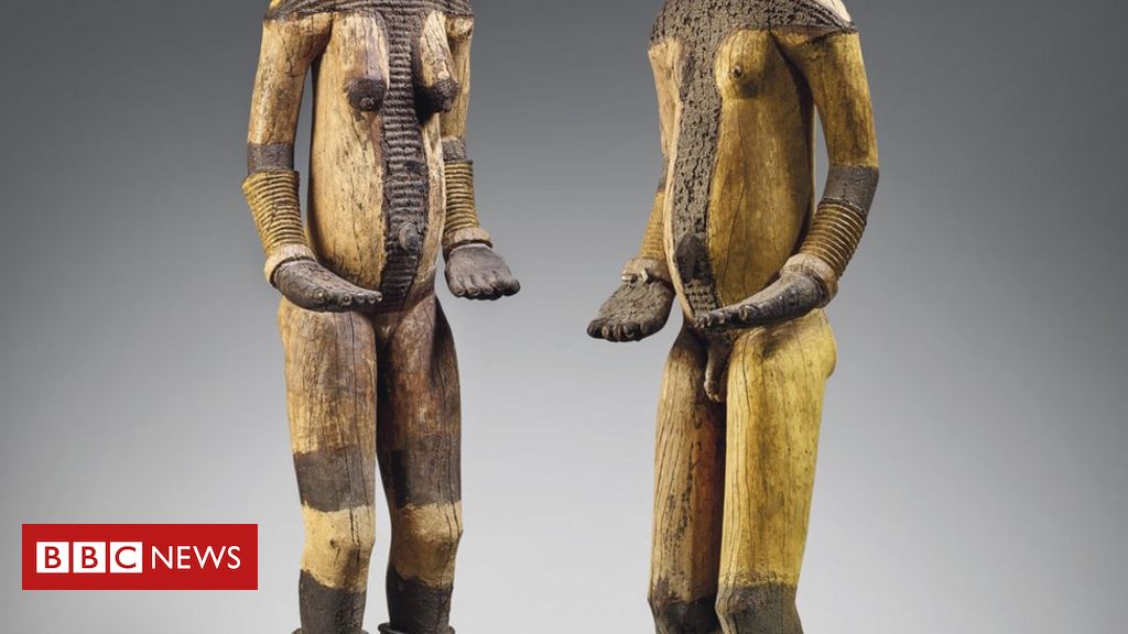 Christie's urged to cancel auction of 'looted' Nigerian artefacts