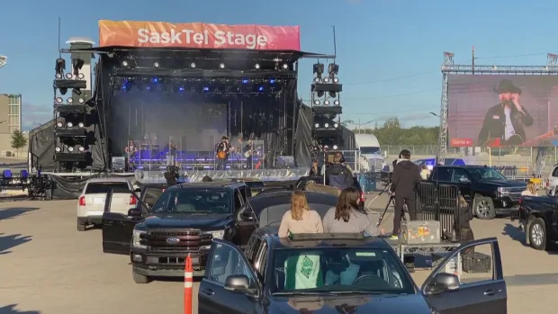 Brett Kissel performs 3 shows to drive-in crowds in Regina