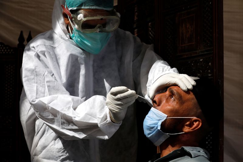 © Reuters. Outbreak of the coronavirus disease (COVID-19) in Karachi