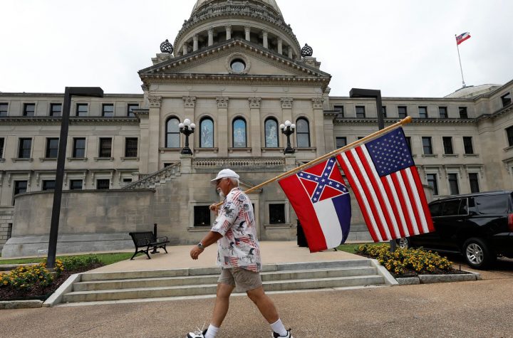 Mississippi Lawmakers Vote To Remove Confederate Symbol From State Flag