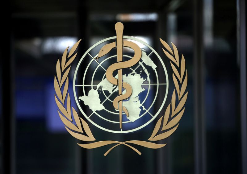 © Reuters. FILE PHOTO: A logo is pictured on the headquarters of the WHO in Geneva