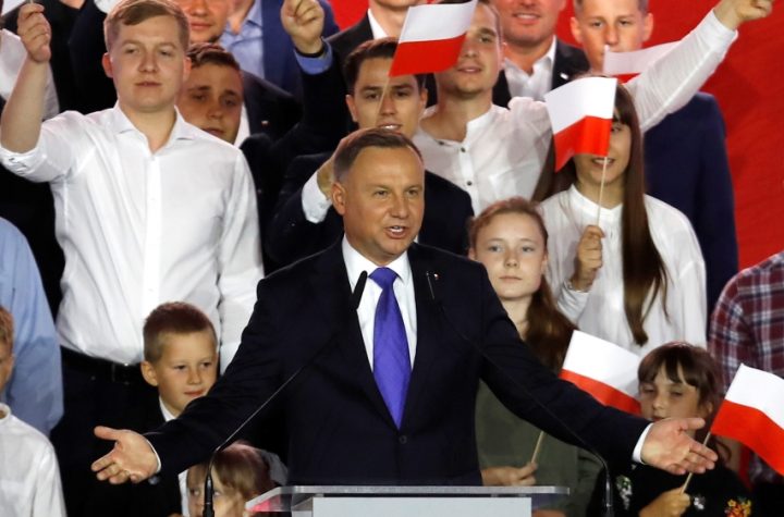 Exit poll shows Poland's presidential runoff too close to call | Elections 2018 News