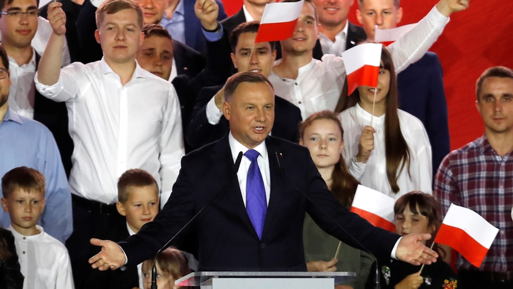 Exit poll shows Poland's presidential runoff too close to call | Elections 2018 News