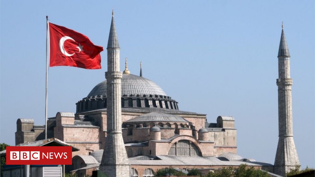 Hagia Sophia: Turkey turns iconic Istanbul museum into mosque