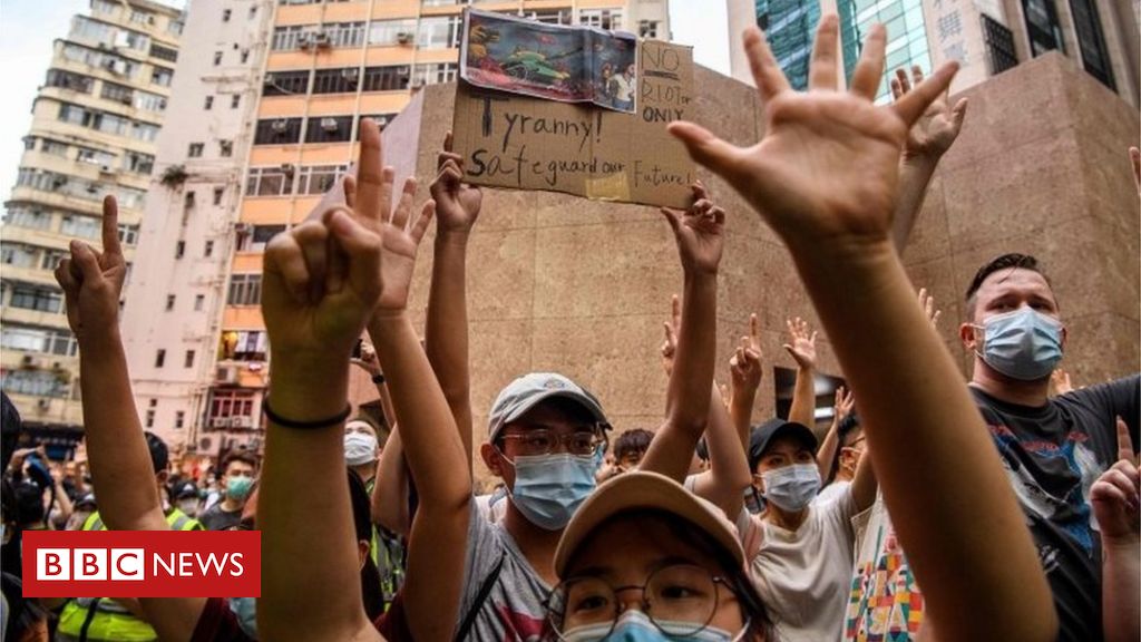 Hong Kong security law: Pro-democracy books pulled from libraries