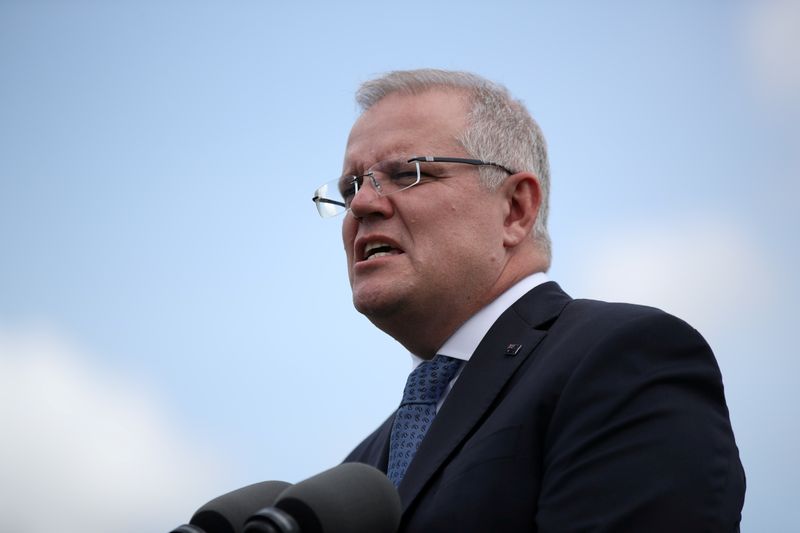 © Reuters. FILE PHOTO: Australian Prime Minister Morrison speaks during a joint press conference at Admiralty House in Sydney