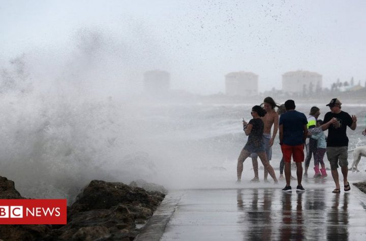 Hurricane Isaias heads for Carolinas