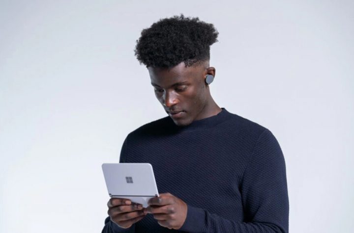 Microsoft launches Surface Duo in the U.S., no Canadian details yet