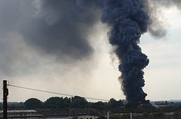 Birmingham fire: Huge blaze breaks out at Tyseley industrial estate