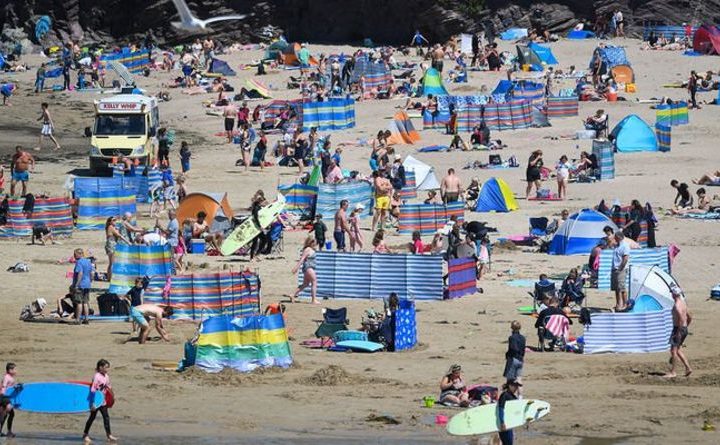Coronavirus news: Packed beaches leave locals scared to go | UK | News