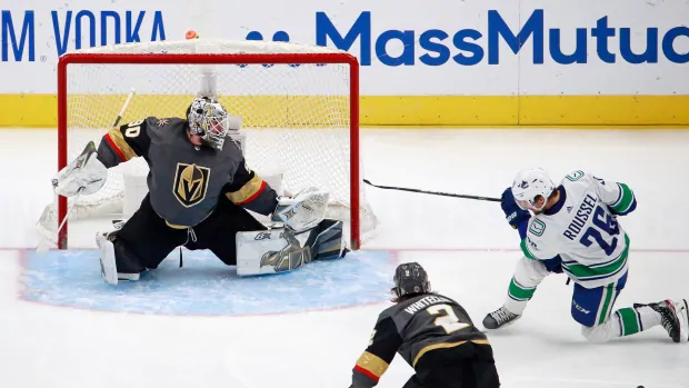 Robin Lehner posts shutout as Golden Knights cruise past Canucks in Game 1
