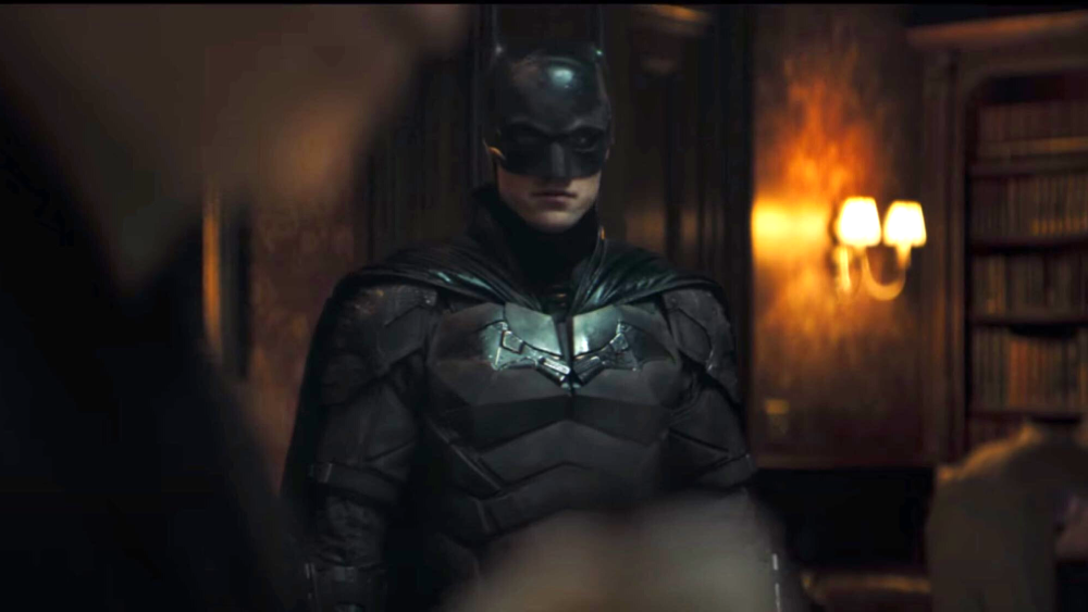 'The Batman:' First Look at DC FanDome Reveals Catwoman, Riddler