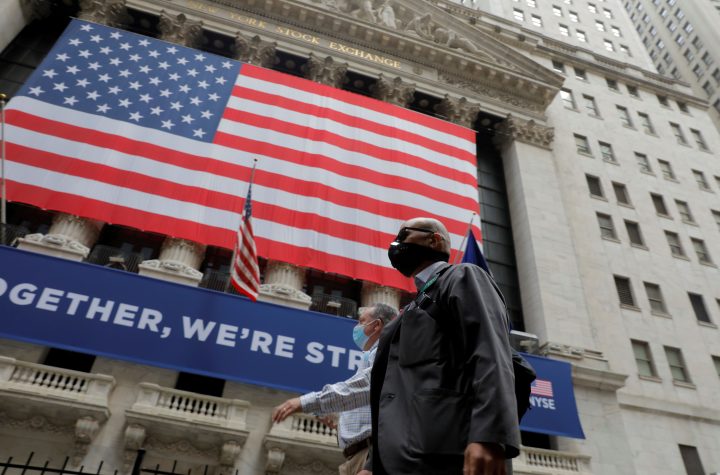 Wall Street mixed as traders book profits; eyes on Tesla, Apple split