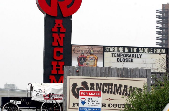 A "For Lease" sign is seen on the iconic Ranchman