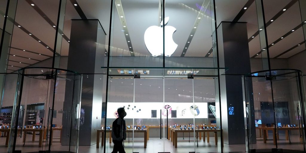 Apple lost $ 180 billion in market value on Thursday