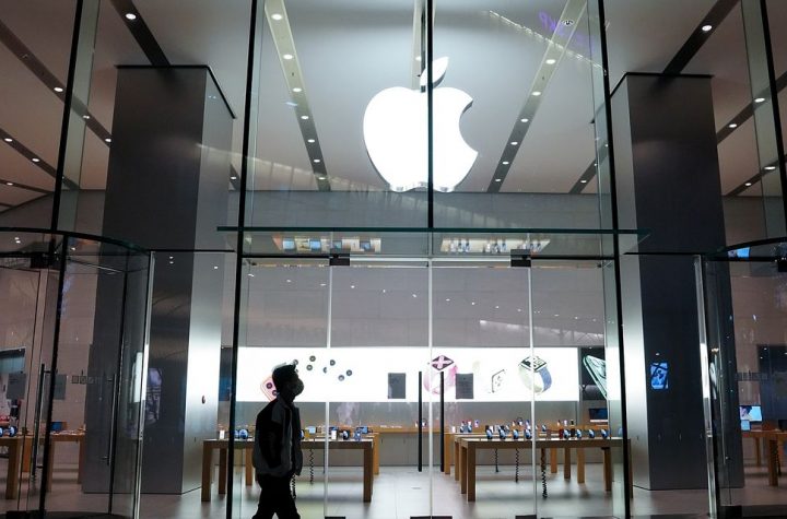 Apple lost $ 180 billion in market value on Thursday