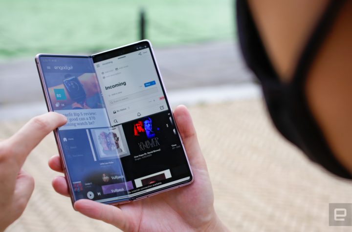 Samsung Galaxy Z Fold 2 Review: The world is waiting to change
