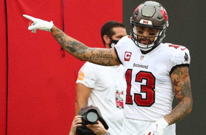 Buccaneers play Mike Evans, Leonard Fournet Bears in a football match on Thursday night