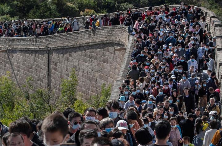 What pandemic?  Crowds flock to the Great Wall of China during the holiday week