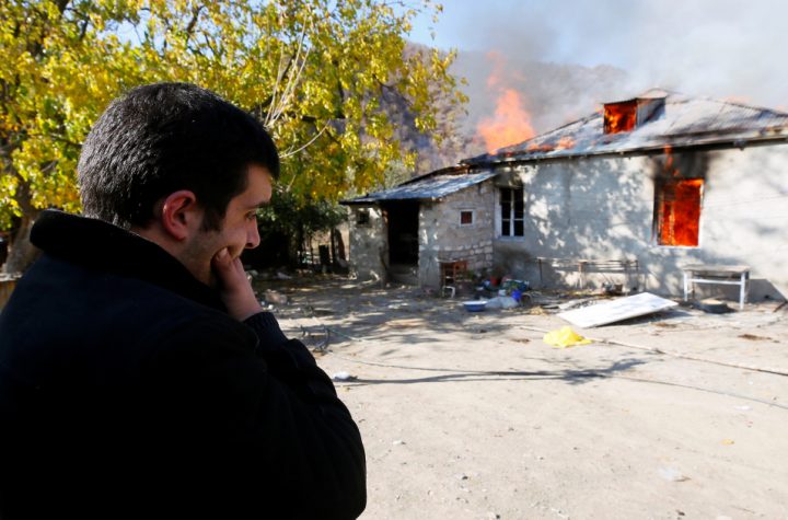 Ethnic Armenian villagers burn down houses before occupying Azerbaijan |  Nagorno-Karabakh