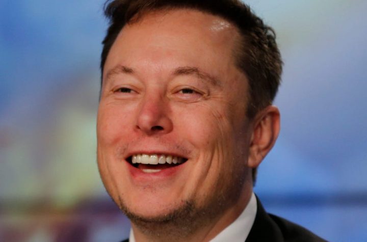 A former Tesla worker has to pay 000 400,000 for sharing secrets with the press