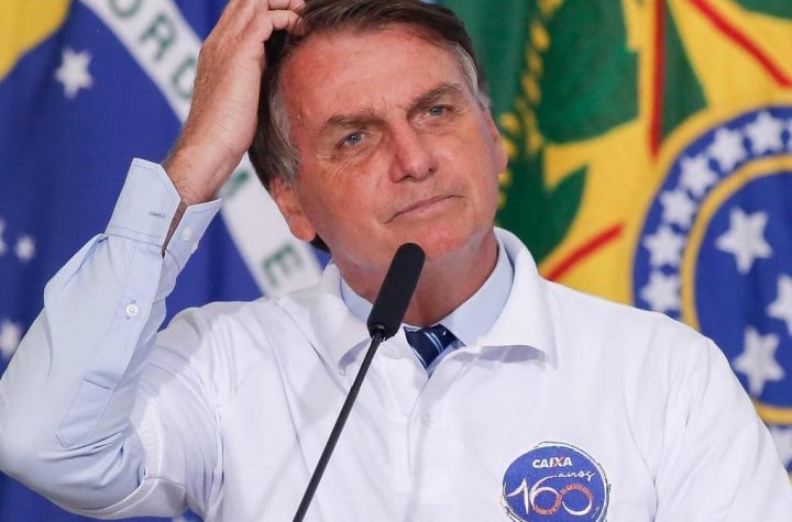 Bolsonaro questioned the effectiveness of the vaccine