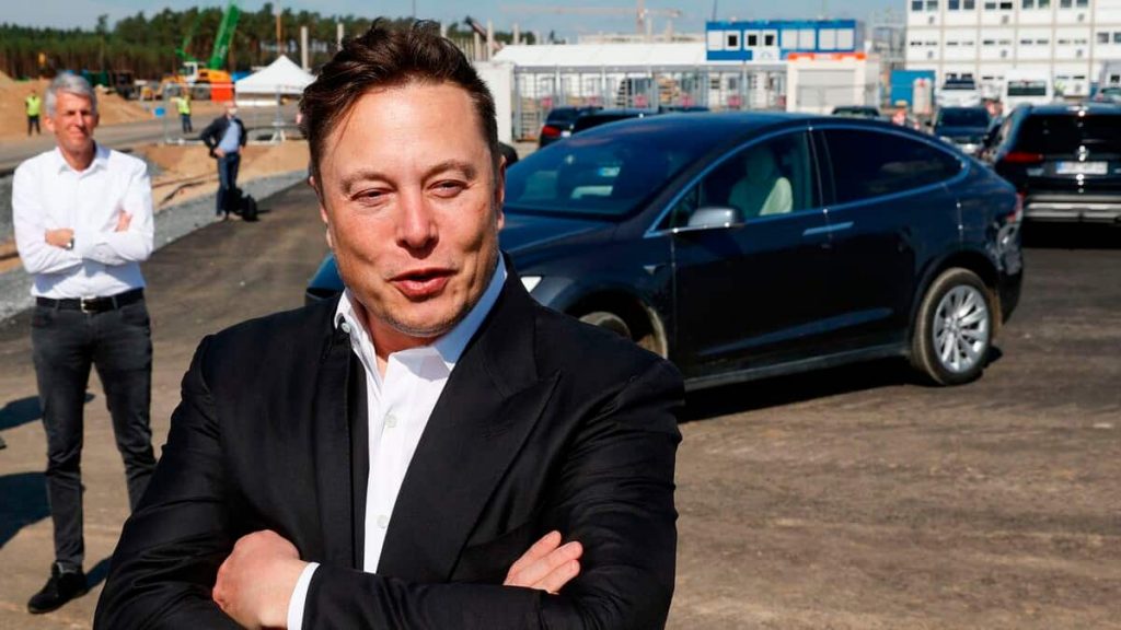 Elon Musk asks a question in a job interview to find out the lies