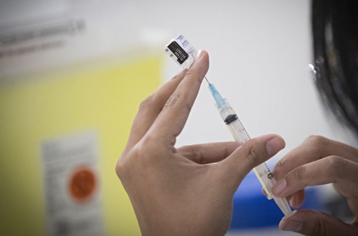 Pfizer Vaccine Pots |  Canada will try small syringes to draw the sixth dose
