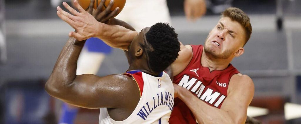 Heat the player in hot water after using the anti-Semitic term