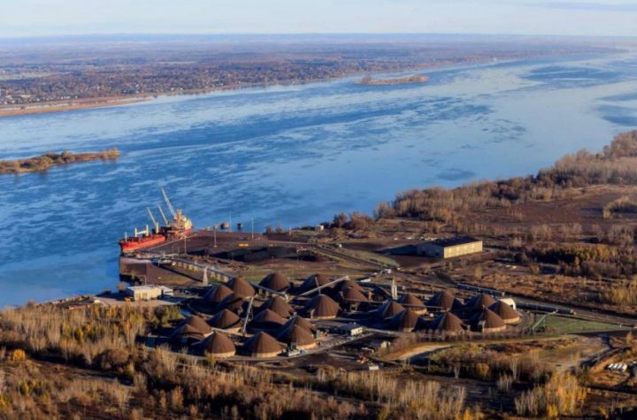 According to NDP |  The St. Lawrence River must acquire legal personality status