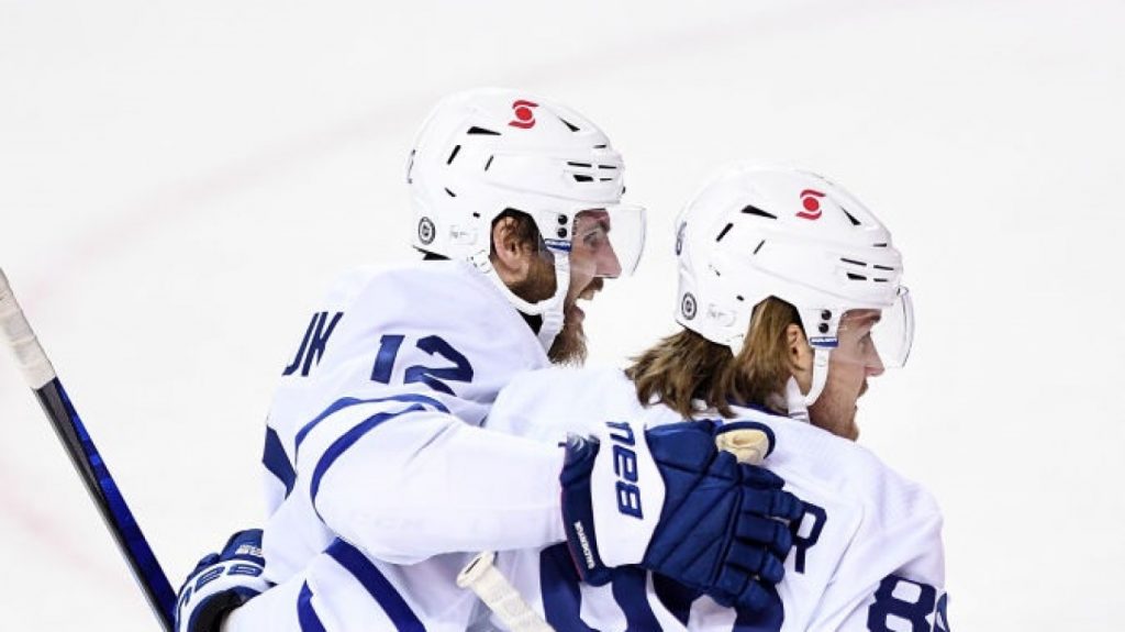 NHL: Alex Galchenyuk scores for Maple Leafs Outstanding in Flames