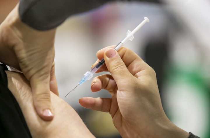 Vaccines |  Quebec sends 34,000 doses from Montreal to seven locations