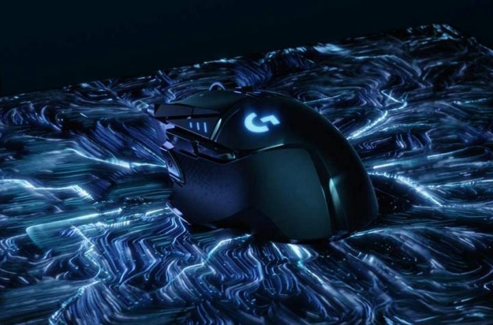 A good deal is available for the gaming mouse with the Logitech G502: -39% promo