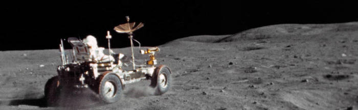 Measuring dust on the moon to combat pollution on Earth