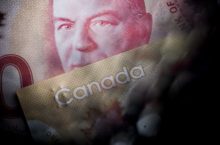 Ottawa has a deficit of $ 314 billion