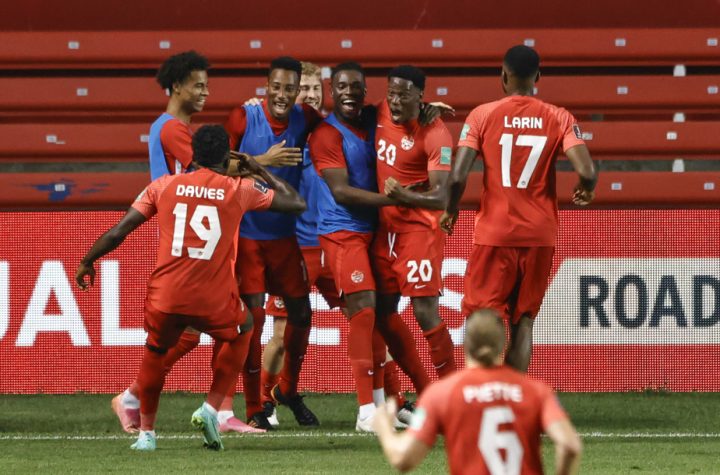 Canada beat Suriname, continuing on the way to the World Cup