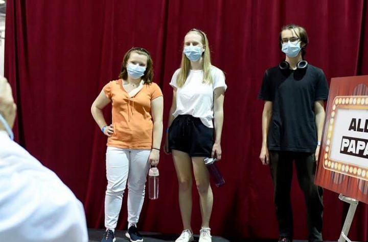 [EN IMAGES] Vaccination: Lay the red carpet for young people!