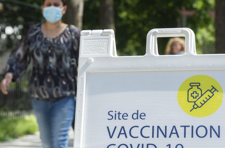 A third dose of the vaccine is possible for travelers