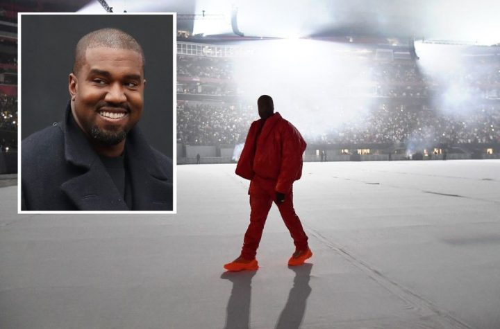 Kanye West shared a photo of his bedroom ... at a stadium in Atlanta
