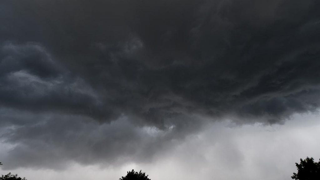 Severe thunderstorms threaten southern Quebec