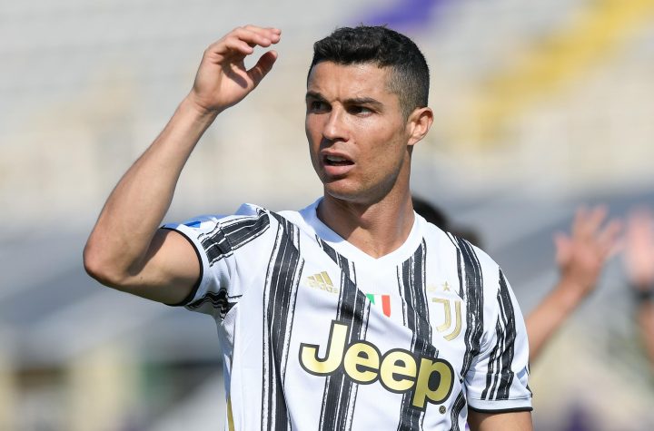 Transfers - Cristiano Ronaldo stays with Juventus according to Nedwards: "He did not tell us to leave