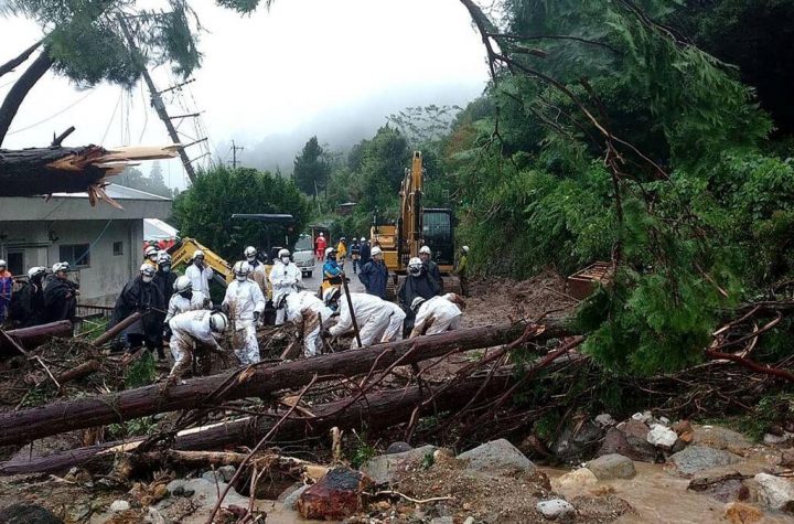 Floods and landslides: evacuation order for one million people in Japan