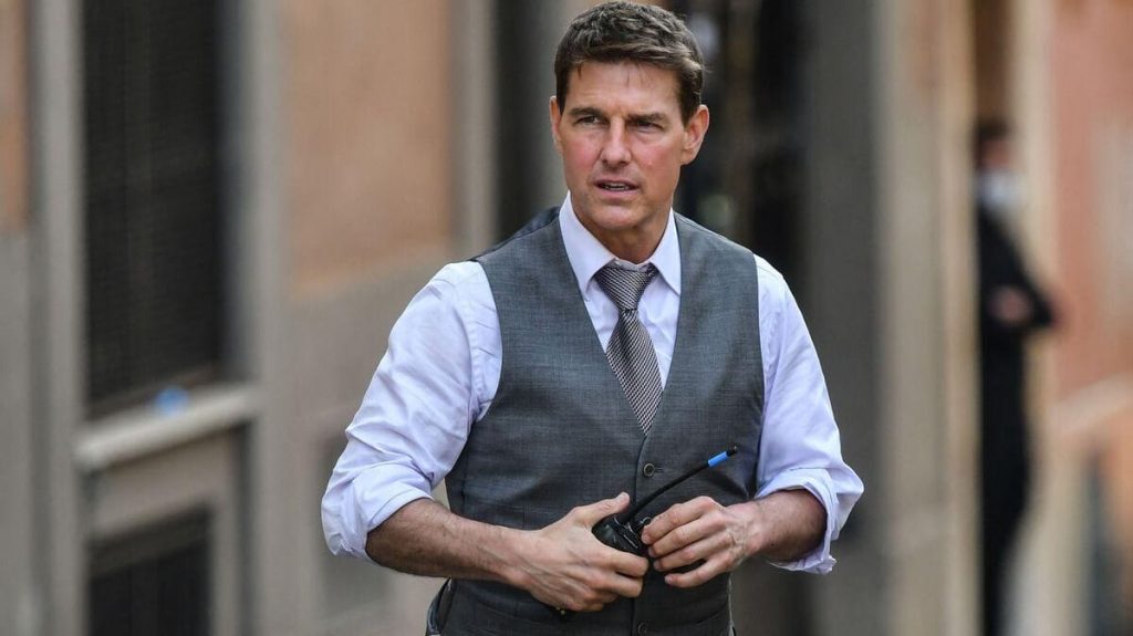 Tom Cruise's "Mission Impossible" stolen luggage is worth it!