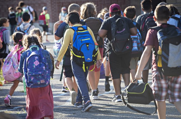 Rapid tests in schools in 10 regions of Quebec