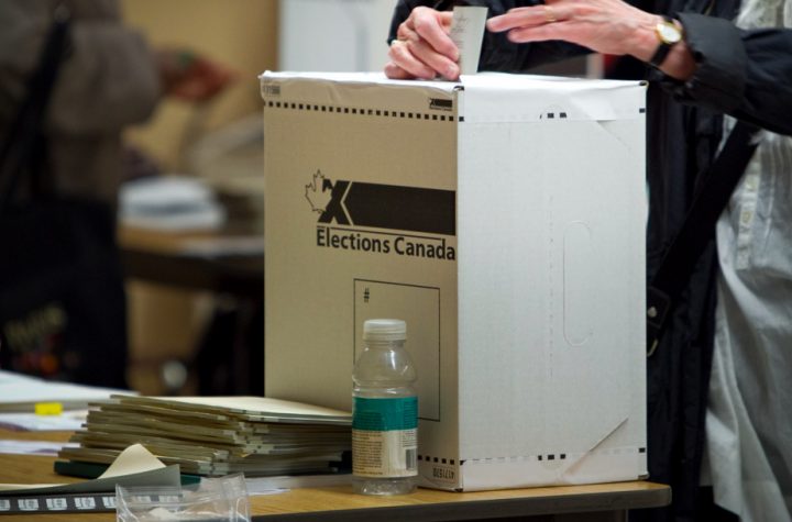 September 20 poll |  Elections Canada is struggling to recruit staff