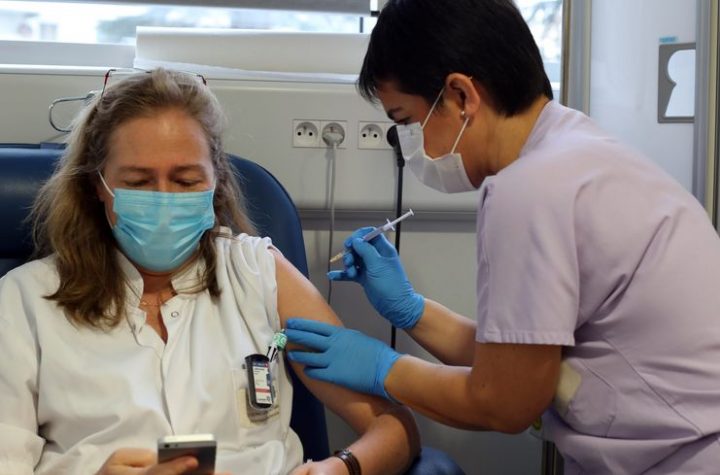 La campagne de vaccination a commencé en janvier 2021 (ici à la clinique Tivoli de Bordeaux).