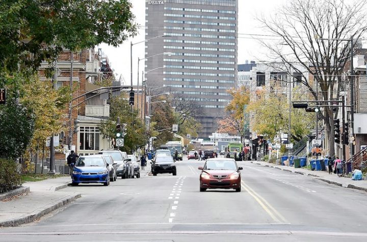 Boulevard Rene-Lewesk: Three scenes on the table for tramway insertion