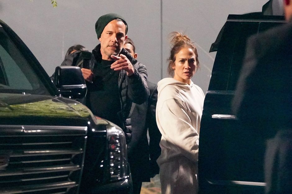 Ben Affleck and Jennifer Lopez return to Los Angeles