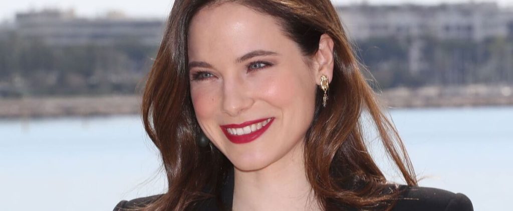 Carolyn Dhavernas will provide the voice for REM