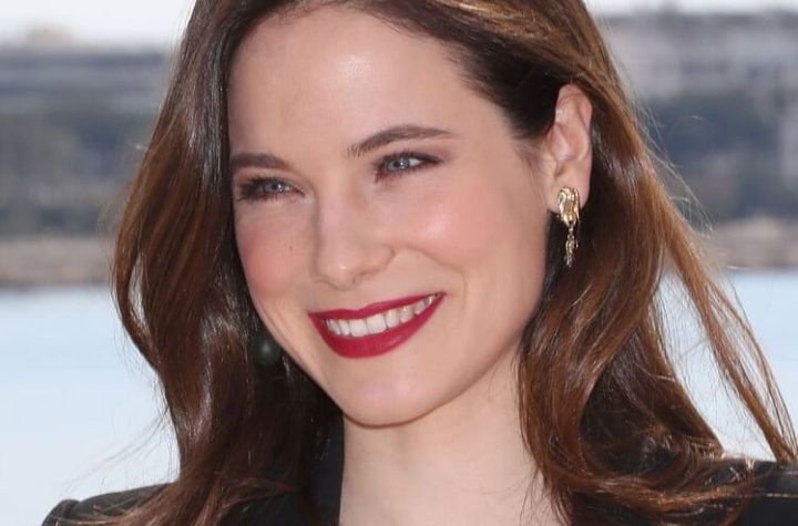 Carolyn Dhavernas will provide the voice for REM